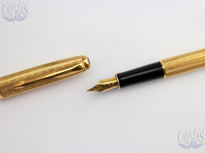 CHISSELED-OURO-GT